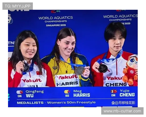 激战终场逆转夺冠新星闪耀引爆全场焦点精彩不断赛事高潮迭起瞬间